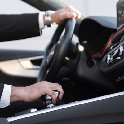 driver-dressed-elegant-costume